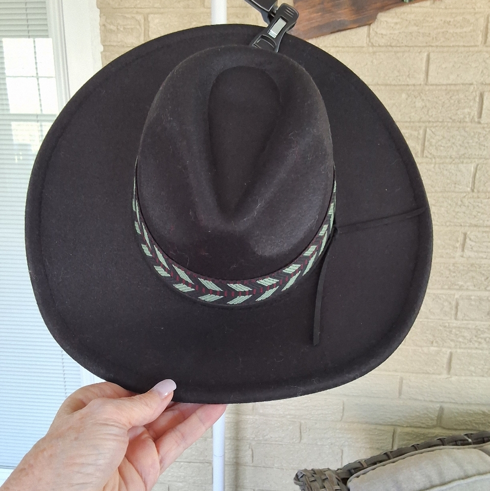 Free People Black and Green Braided Band Hat